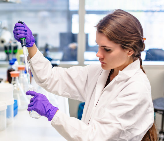 Rosemont Pharmaceuticals - Woman working in a laboratory